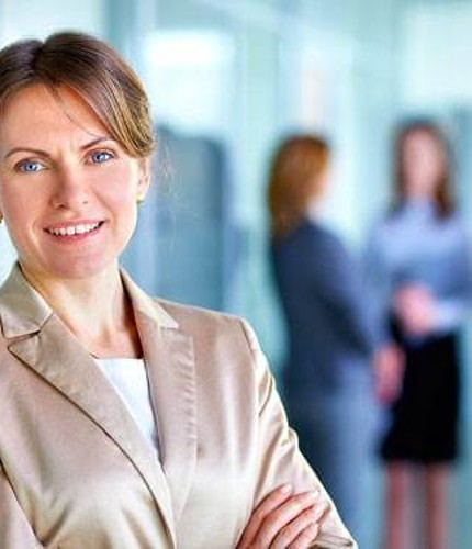 LA PARTICIPACIÓN DE LA MUJER PARA CARGOS DE JEFÉ SE INCREMENTA A 31%.