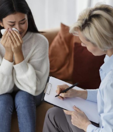 ¿PORQUÉ ES IMPORTANTE IR A VISITAR AL PSICÓLOGO?